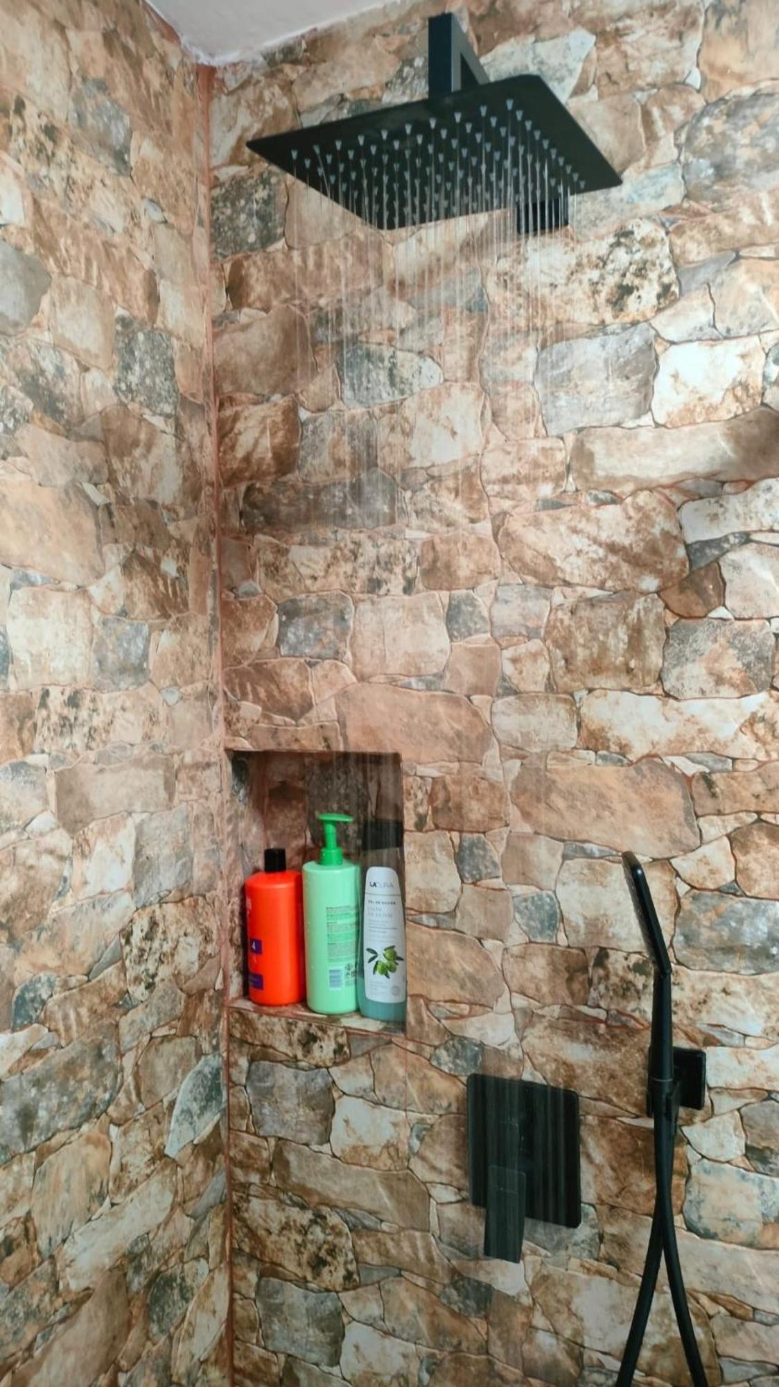 Appartamento La casa roja: luminoso ático con vistas Siviglia Esterno foto